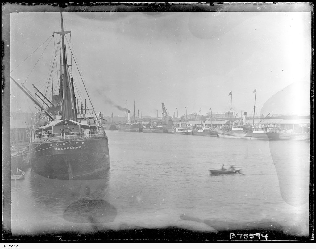 steamer Monaro, Yarra River, Melbourne, about 1910